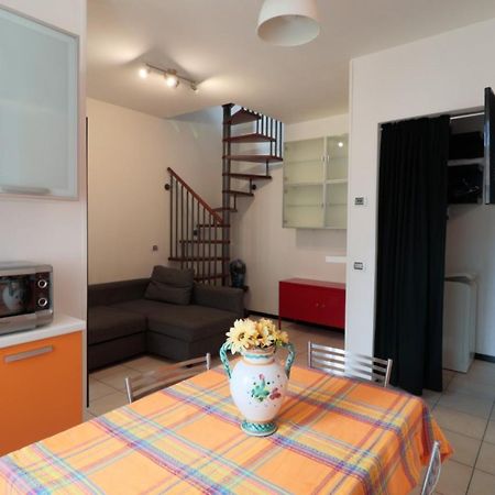 Bilocale Accogliente Tra Como E Milano Saronno Extérieur photo