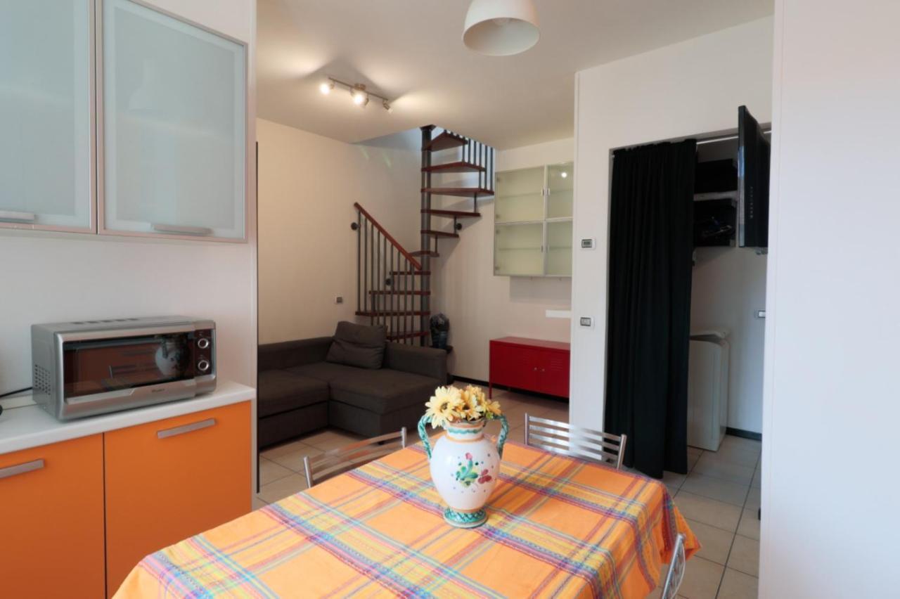 Bilocale Accogliente Tra Como E Milano Saronno Extérieur photo